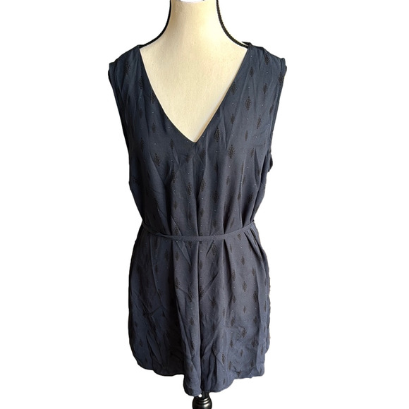 NWT Maternity sleeveless top with tie string Stork & Babe - Picture 1 of 6